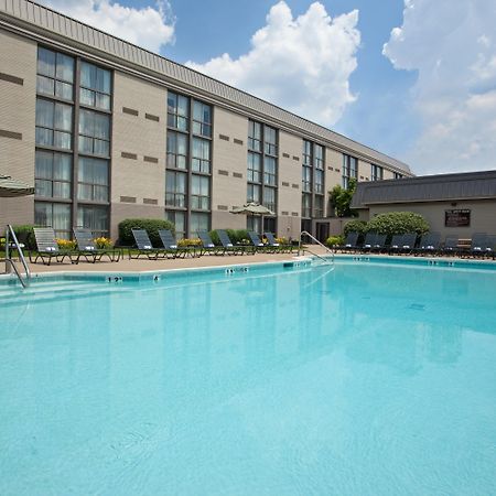 Holiday Inn Cincinnati-Riverfront By Ihg Covington Bagian luar foto