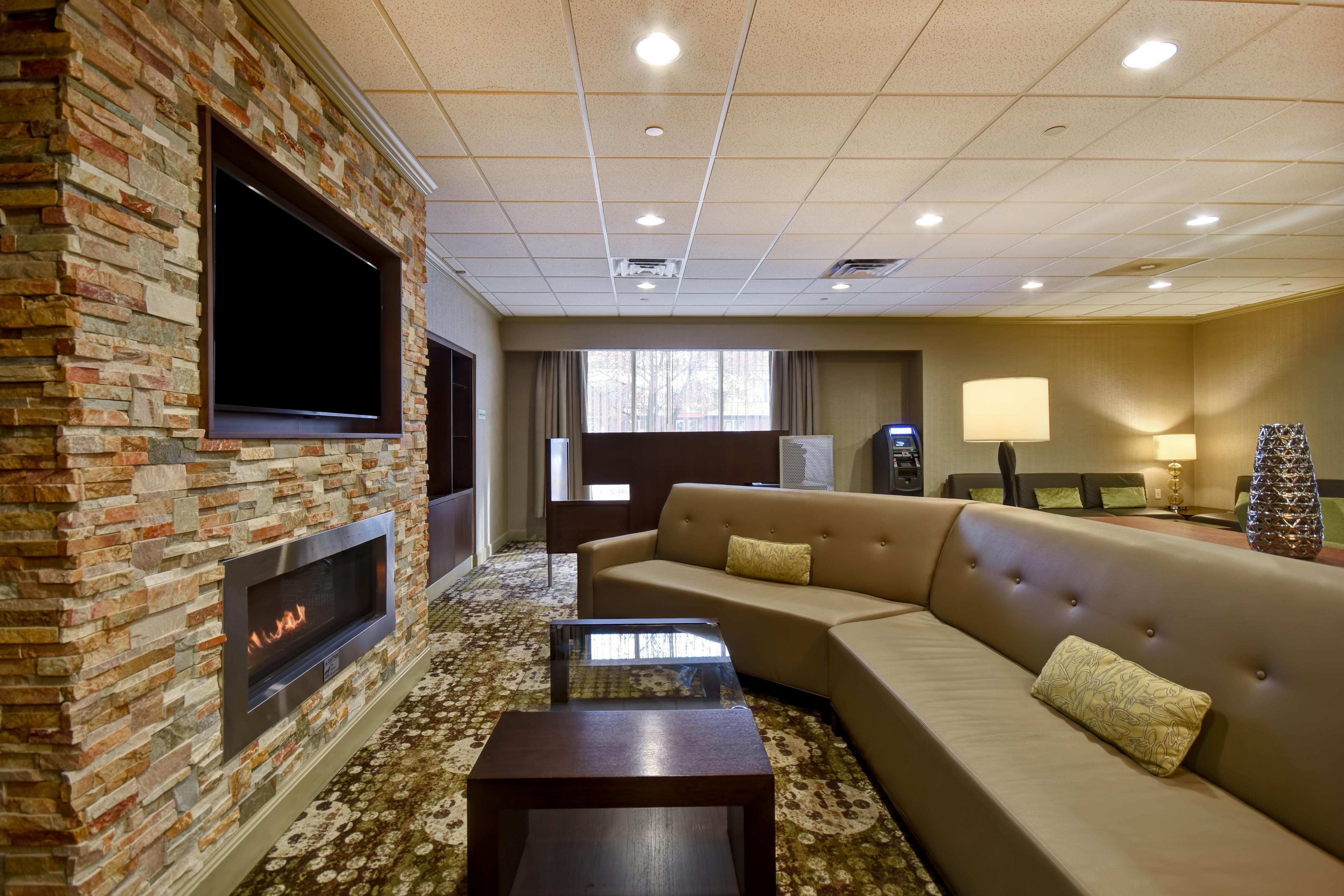 Holiday Inn Cincinnati-Riverfront By Ihg Covington Bagian luar foto