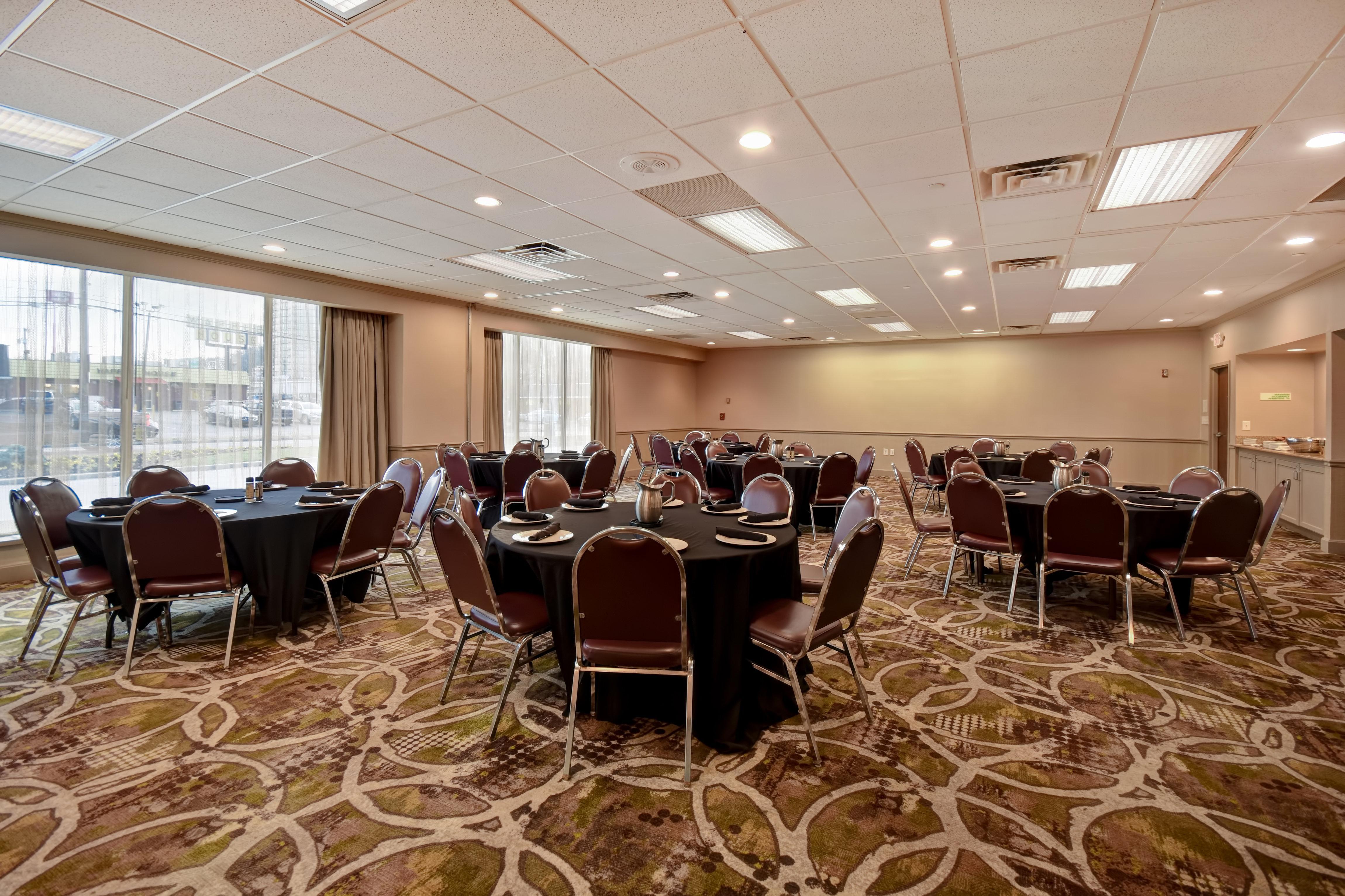 Holiday Inn Cincinnati-Riverfront By Ihg Covington Bagian luar foto