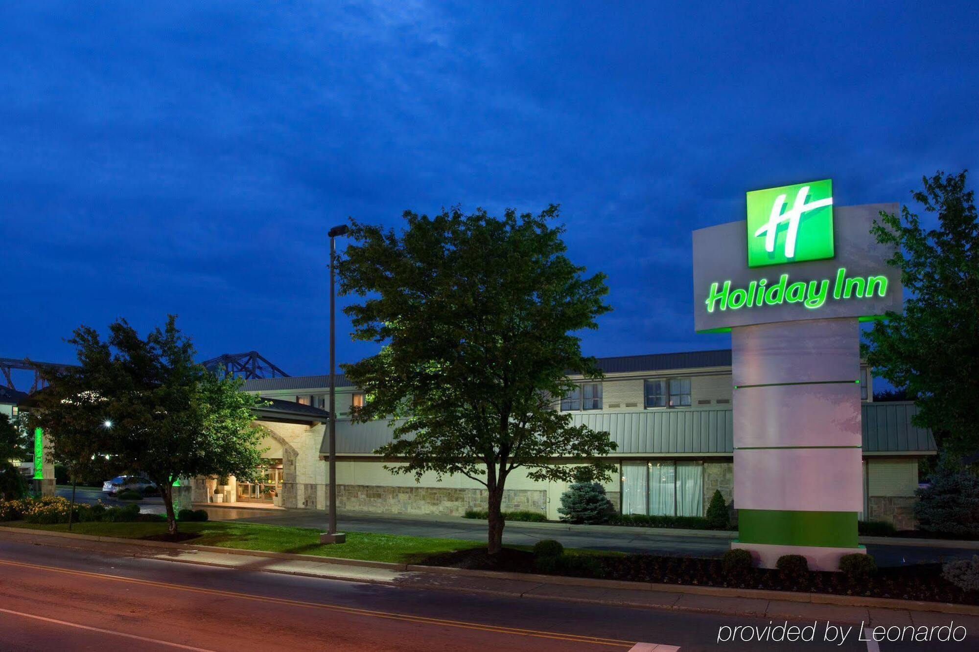 Holiday Inn Cincinnati-Riverfront By Ihg Covington Bagian luar foto
